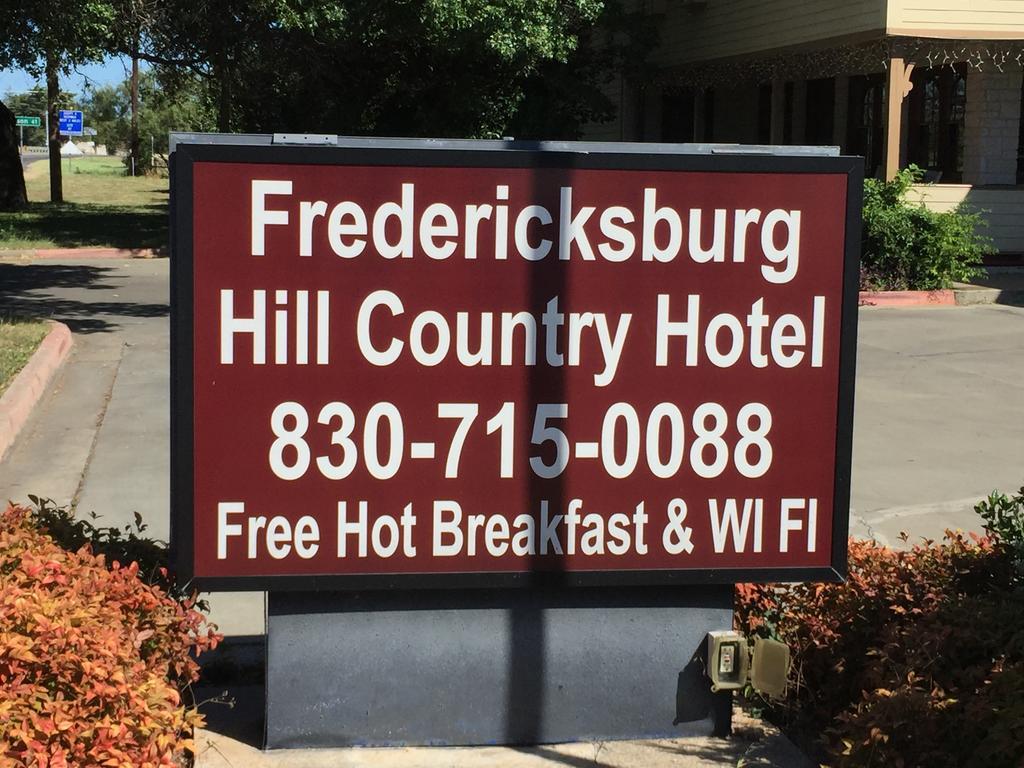 Fredericksburg Hill Country Hotel Екстериор снимка