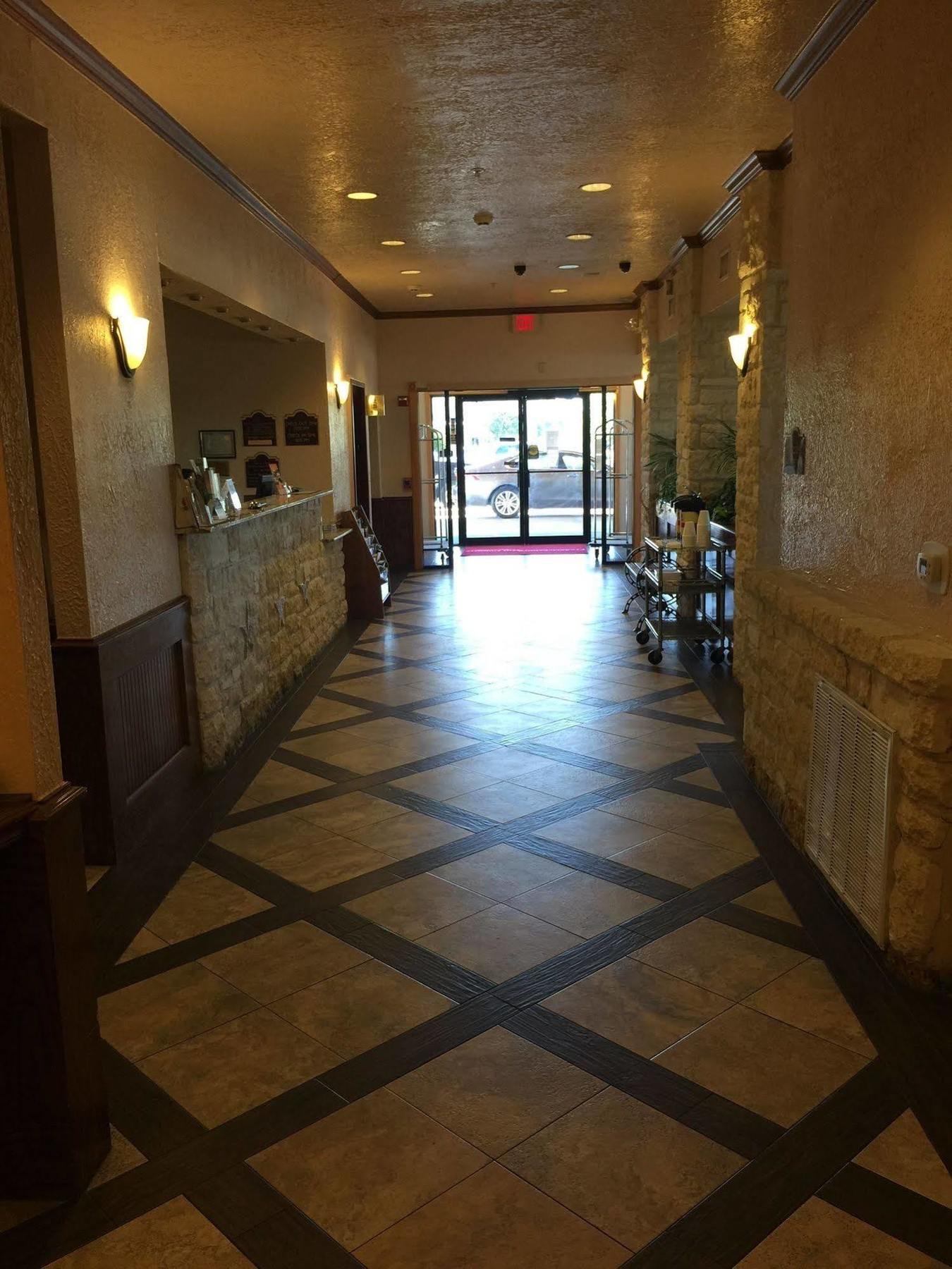 Fredericksburg Hill Country Hotel Екстериор снимка